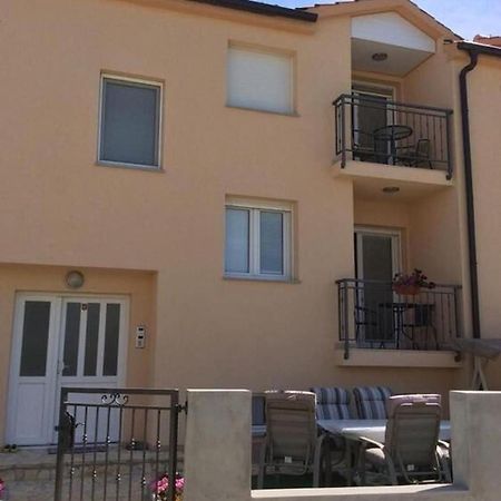 Apartments Lipovica Сукошан Экстерьер фото